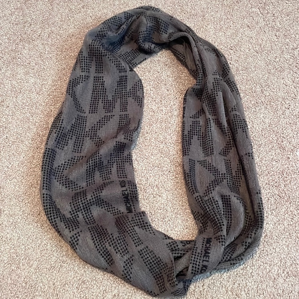 Michael Kors infinity scarf